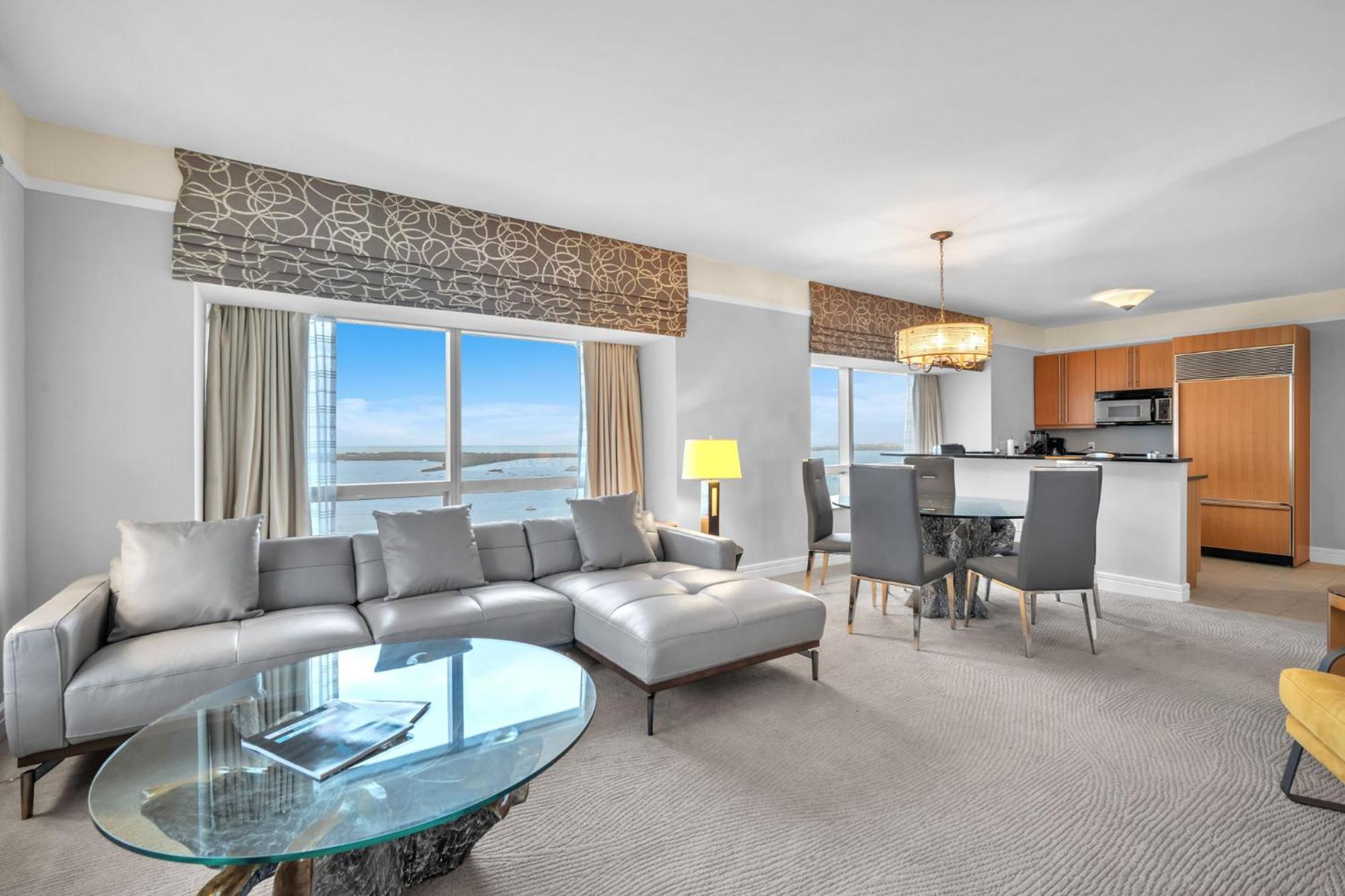 2 Bedroom Or King Studio Suites Four Seasons Hotel Miami Free Wi-Fi & Free Parking מראה חיצוני תמונה