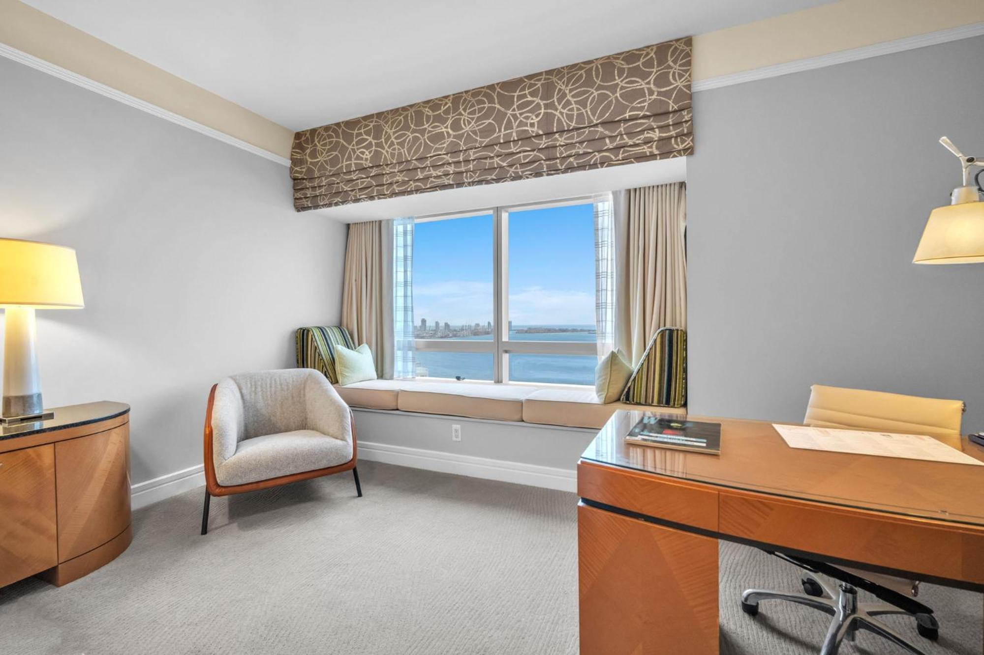 2 Bedroom Or King Studio Suites Four Seasons Hotel Miami Free Wi-Fi & Free Parking מראה חיצוני תמונה